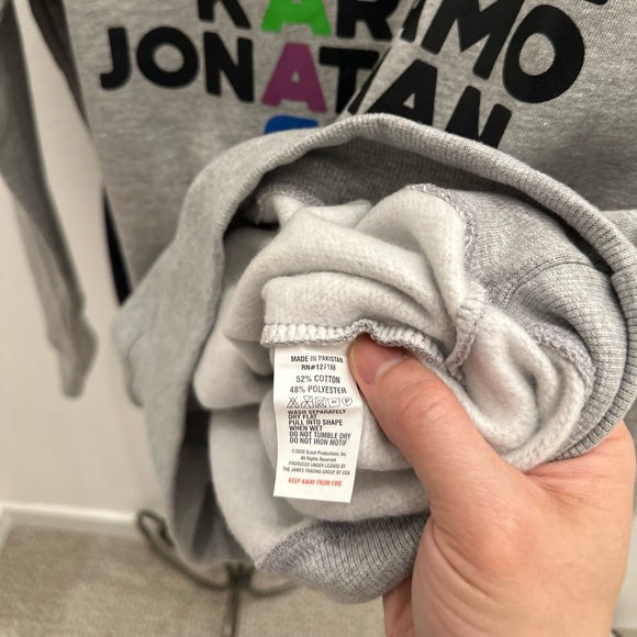 QUEER EYE Sweatshirt - Picture 8 of 8